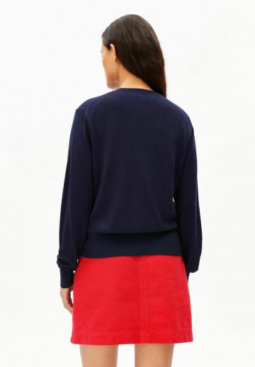 Вязаная кофта