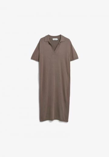 Вязаное платье