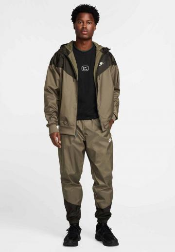 Спортивные штаны