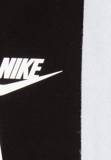 Набор одежды