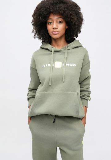 Пуловер с капюшоном