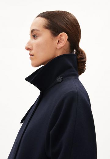 Шерстяное пальто