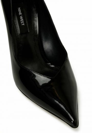 Туфли на высоком каблуке