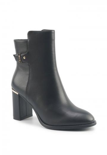 Полусапожки на высоком каблуке