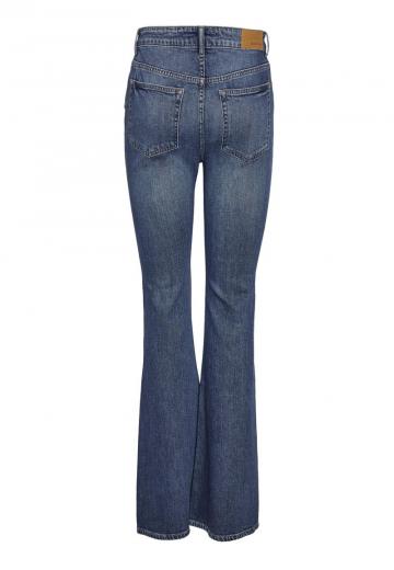 Клешеные джинсы