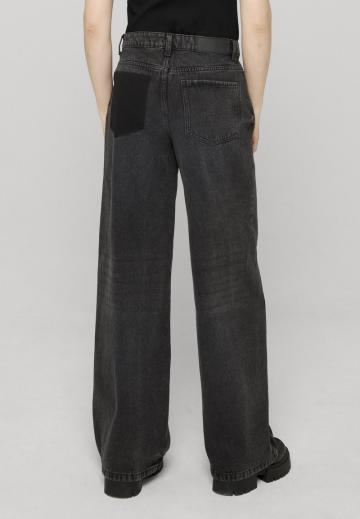 Свободные джинсы