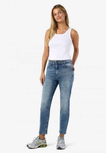 Свободные джинсы