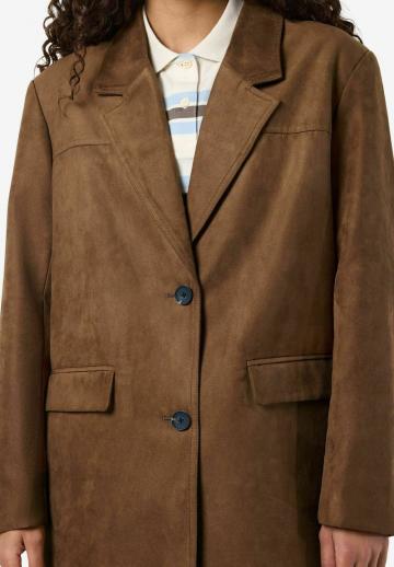 Короткое пальто