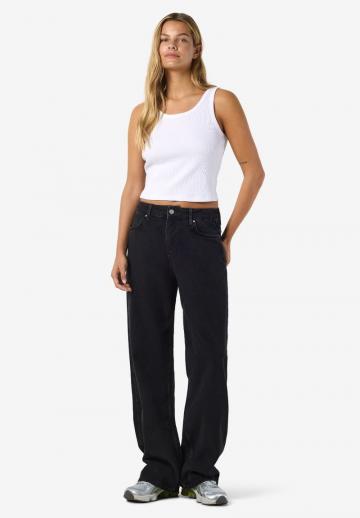 Свободные джинсы