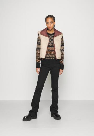 Стеганый жилет