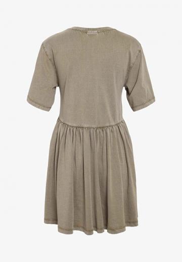 Короткое платье