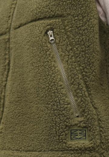 Пуховой жилет