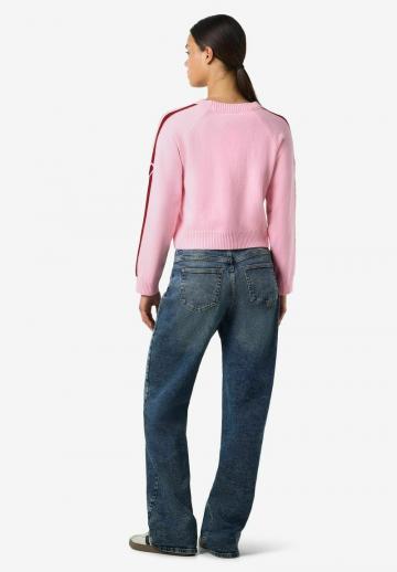 Пуловер в полоску