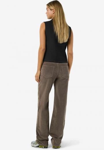 Свободные джинсы