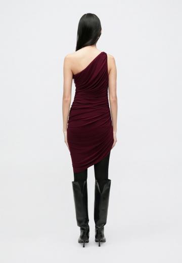 Короткое платье