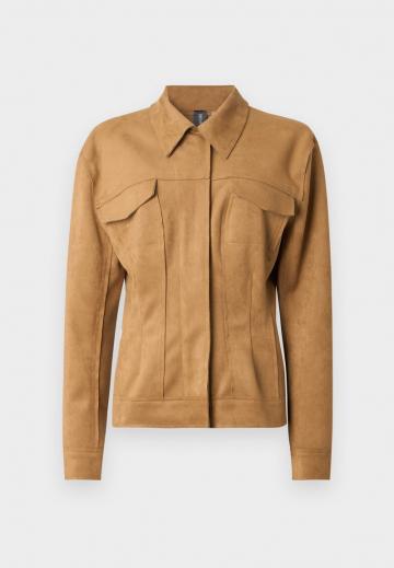 Блейзер с накладными карманами