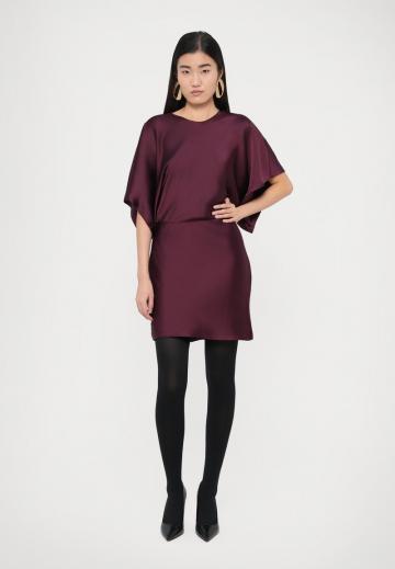 Коктейльное платье