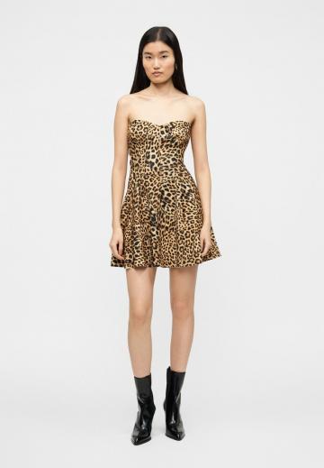 Короткое платье