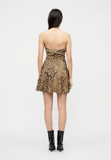 Короткое платье