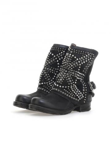 Ковбойские сапожки