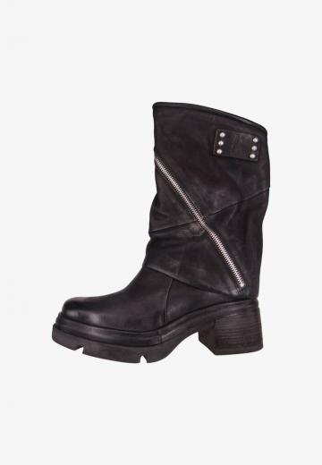 Полусапожки на платформе