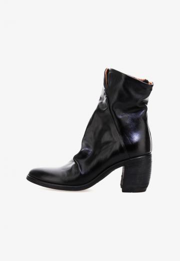 Зимние ботинки