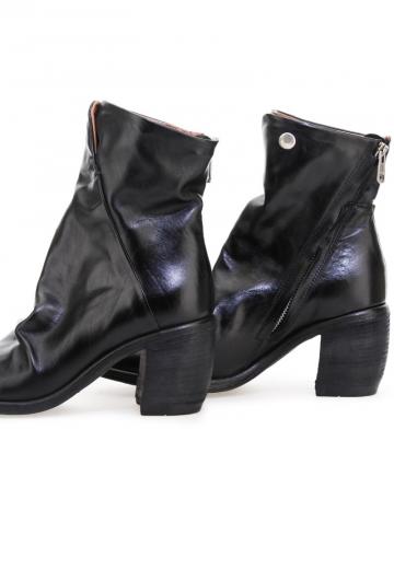 Зимние ботинки