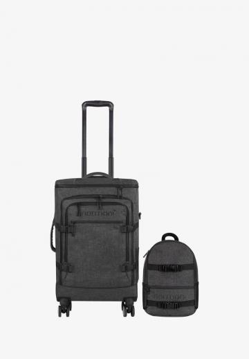 Набор чемоданов