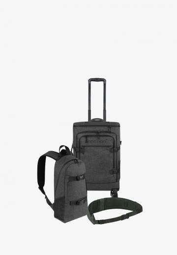 Набор чемоданов