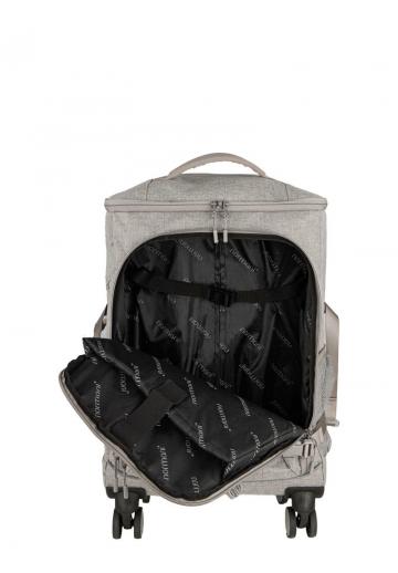 Чемодан на колесах