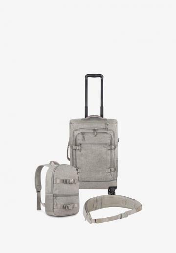 Набор чемоданов