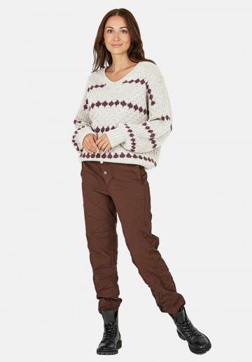 Пуловер с вырезом V