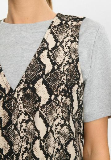 Короткое платье