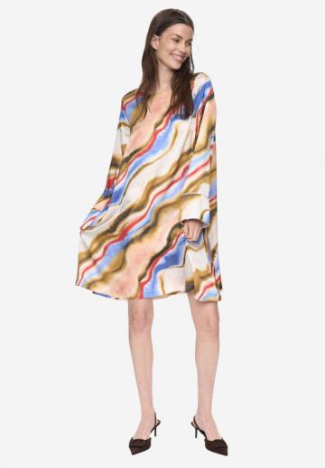 Короткое платье