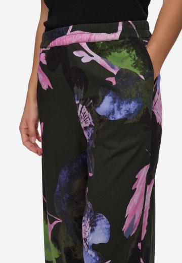 Прямые брюки