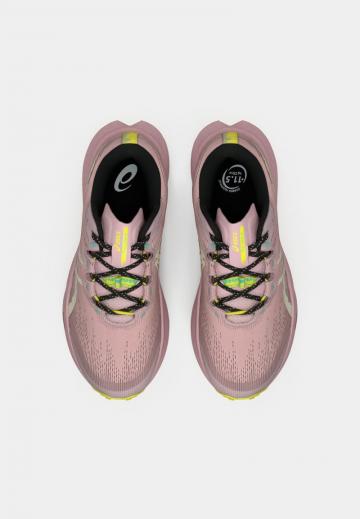 Беговые кроссовки