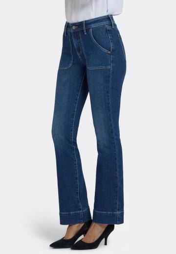 Клешеные брюки