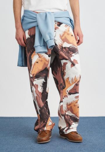 Прямые джинсы