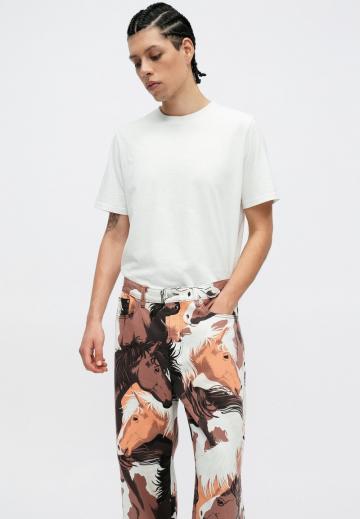 Прямые джинсы