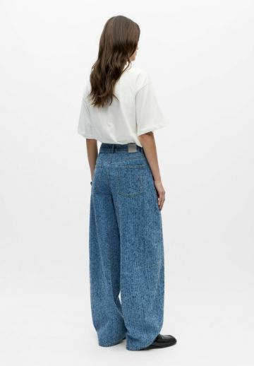 Свободные джинсы