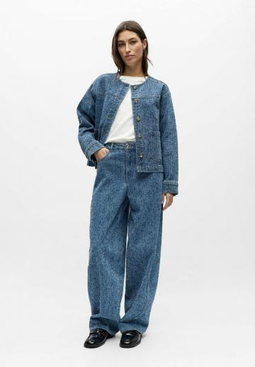 Джинсовая куртка
