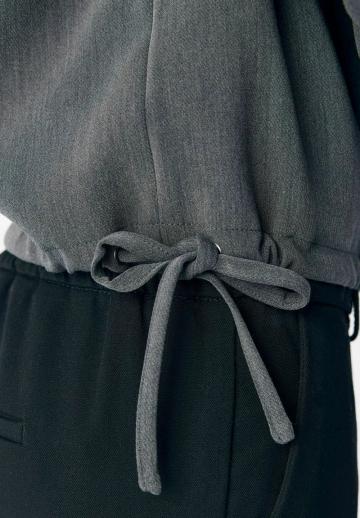 Короткая куртка