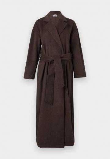 Шерстяное пальто