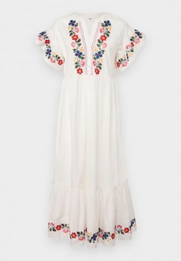 Летнее платье