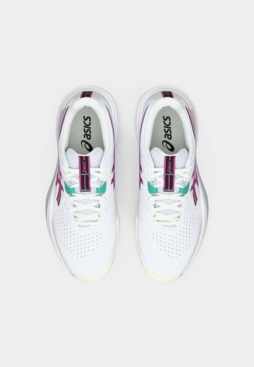 Теннисные кроссовки