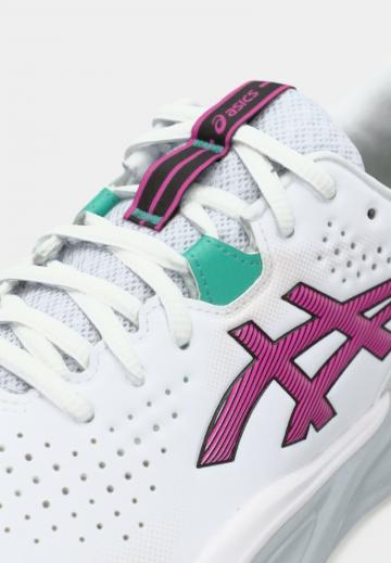 Теннисные кроссовки