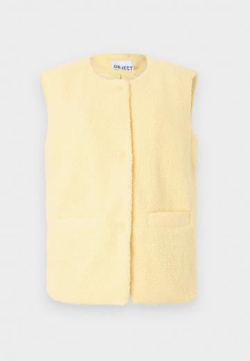 Пуховой жилет