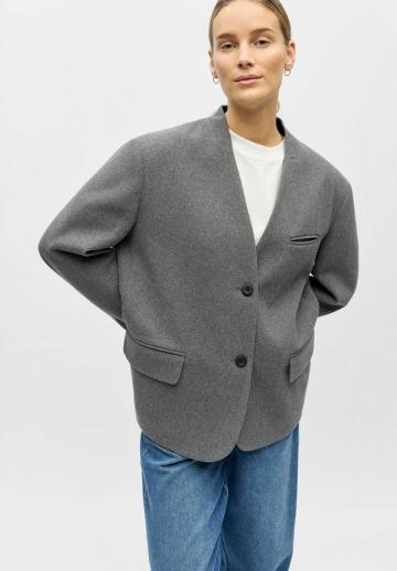 Шерстяное пальто