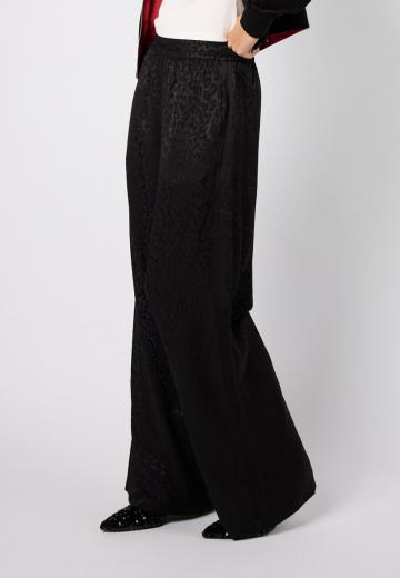 Спортивные штаны