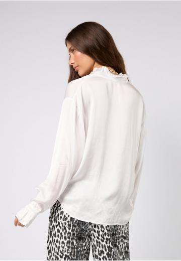 Атласная блузка